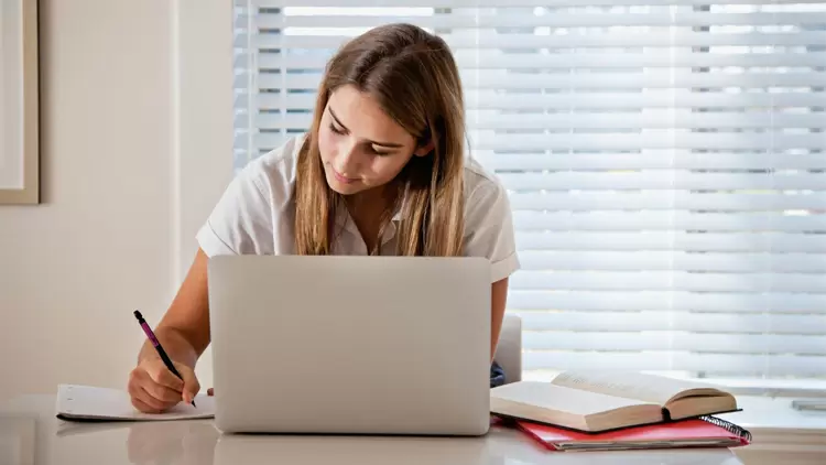 ¿Cuál es la mejor manera de estudiar para un examen?