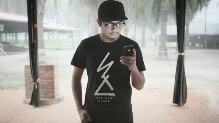 Elige un emoji para agregar a tu texto si tuvieras que enviar un mensaje de texto a alguien ahora mismo. 