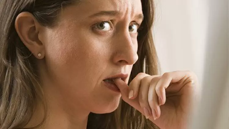 ¿Con qué frecuencia te sientes ansioso o nervioso?
