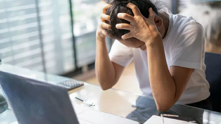 A menudo me siento superado por mis emociones