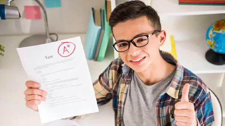 Siempre he sido un buen estudiante, nunca he hecho nada irracional o en contra de las normas.