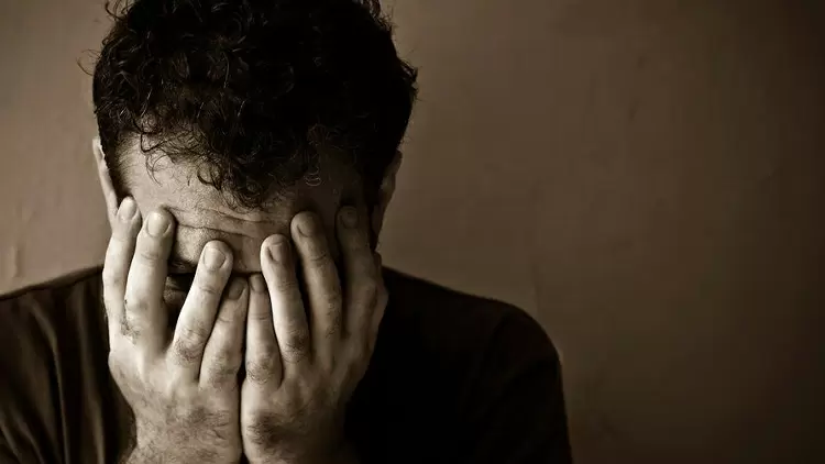 A veces, tengo un sentimiento de culpa sin motivo aparente, aunque nunca entiendo muy bien qué lo desencadena.