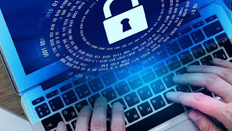 Soy una persona que valora mucho la privacidad y soy reacio a compartir información personal con facilidad. 